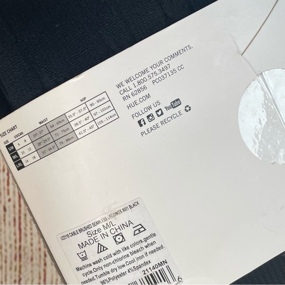 Hue Cable Brushed Seamless Leggings - Picture 6 of 6